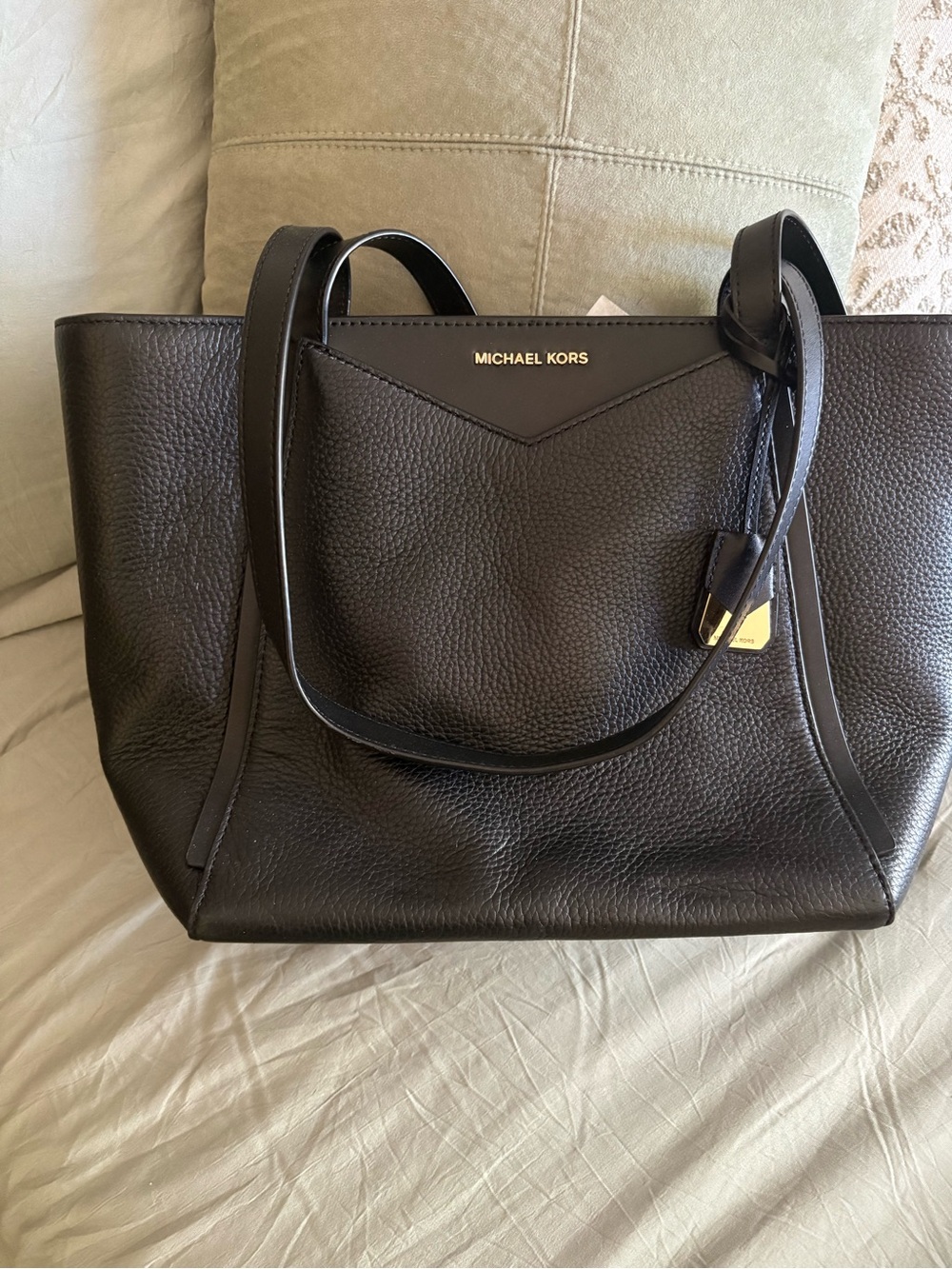 Woman’s Black Leather HandBag with Gold Hardware
